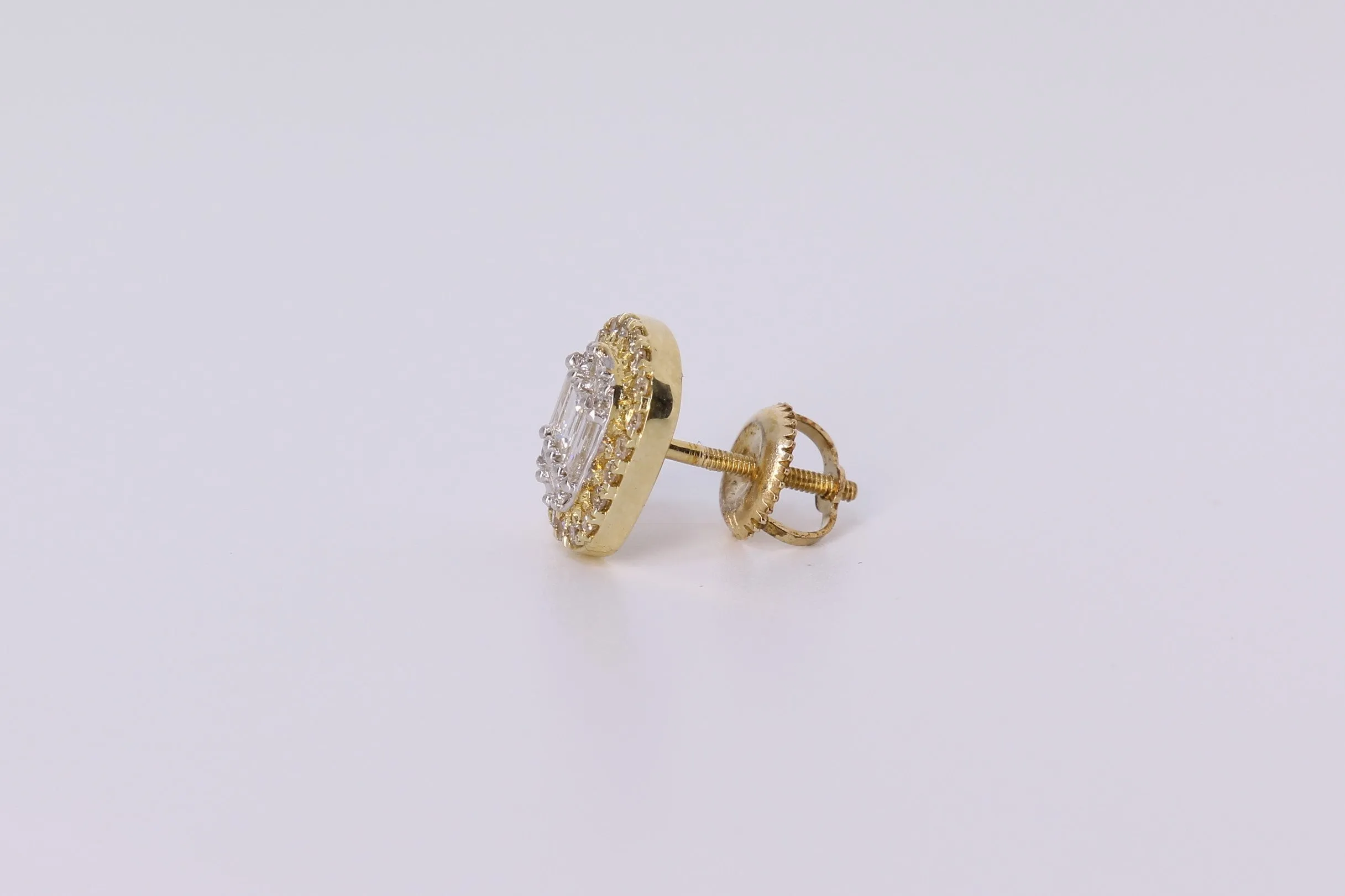 14K Yellow Gold Baguette Earrings .75Ctw