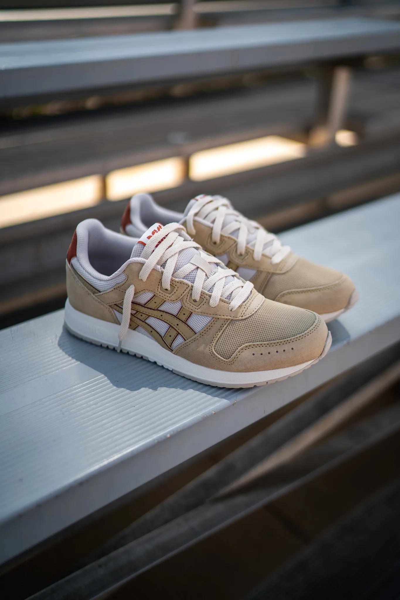 Mens Asics Lyte Classic (Sand)