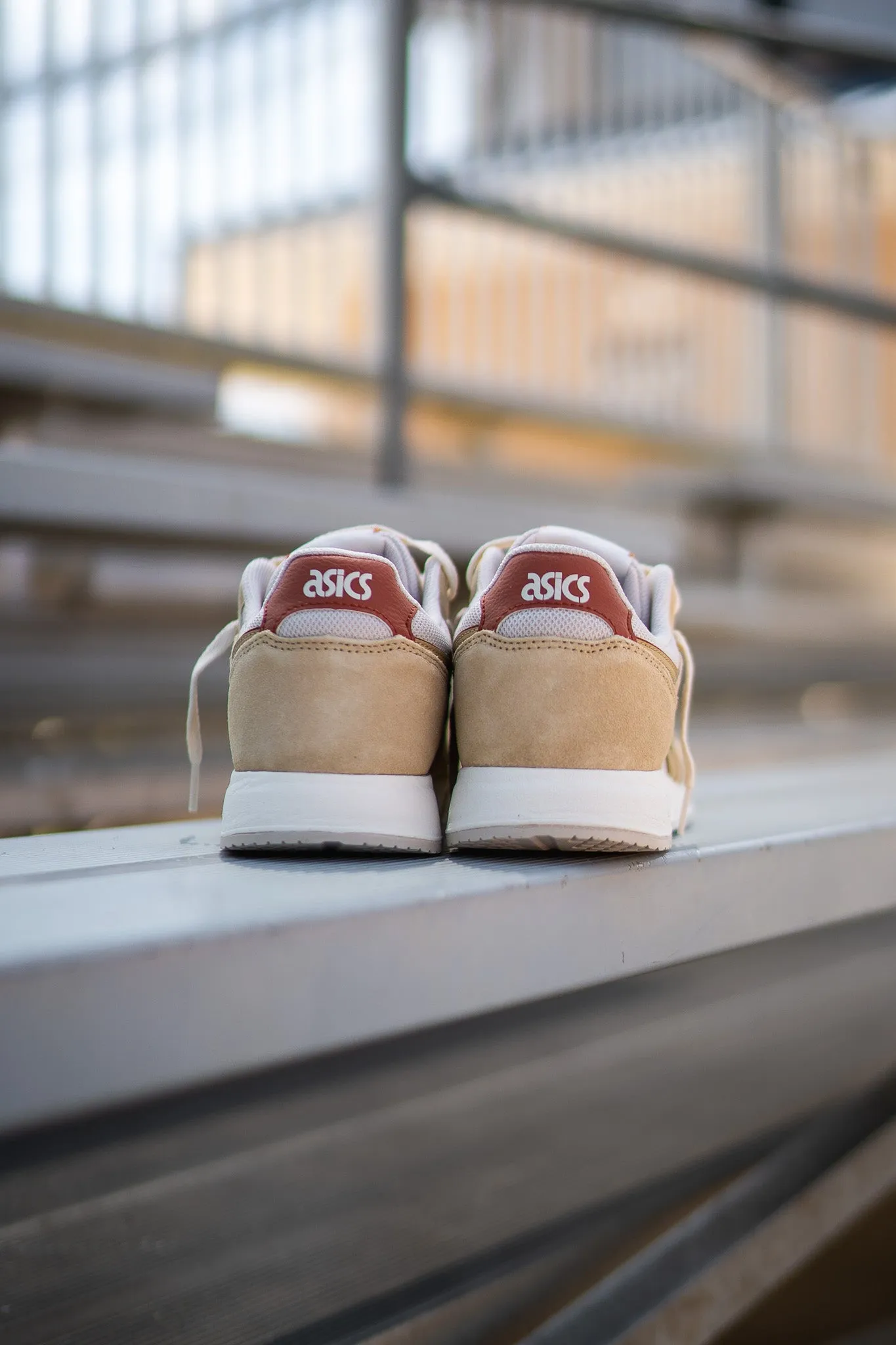 Mens Asics Lyte Classic (Sand)