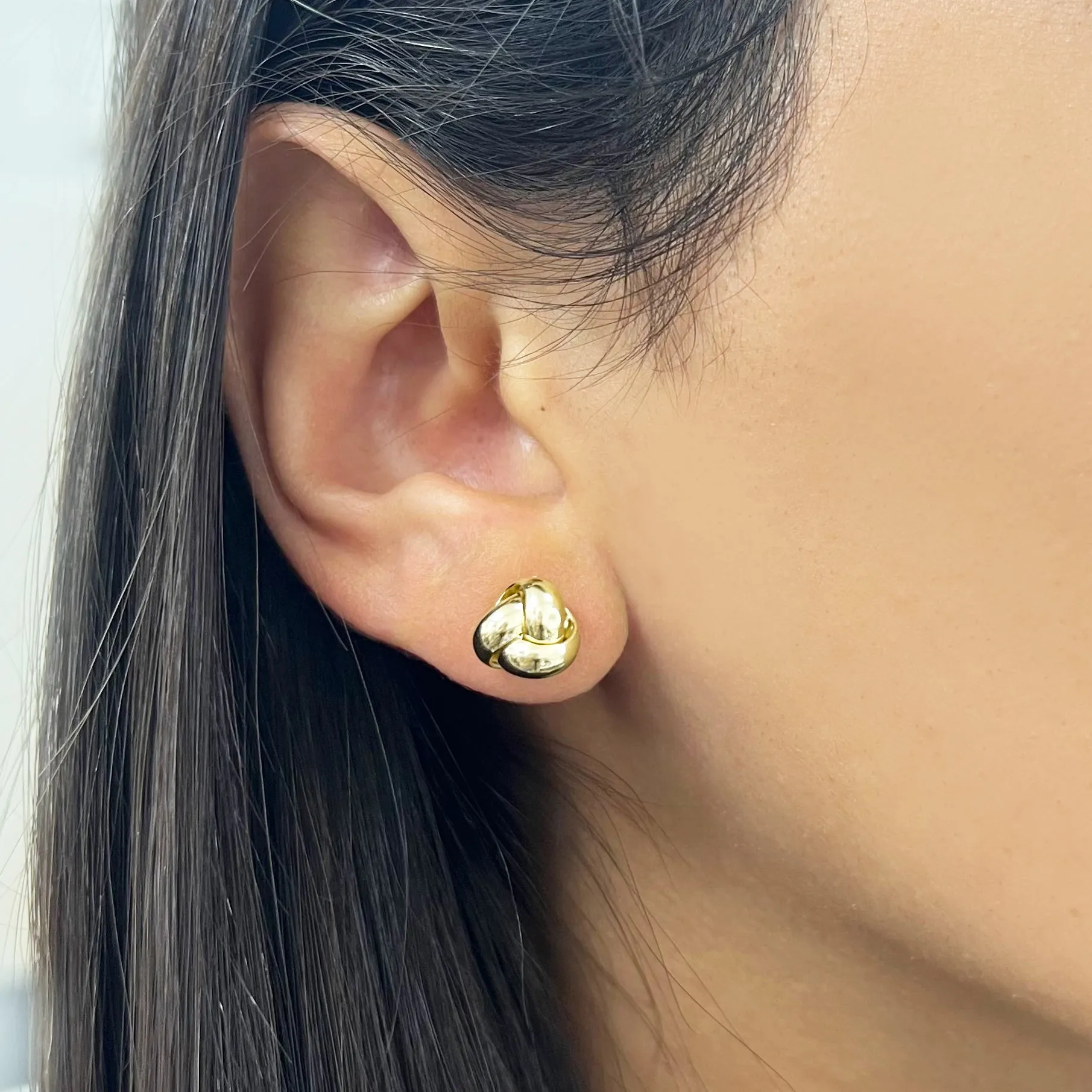 Polished Gold Knot Stud Earring