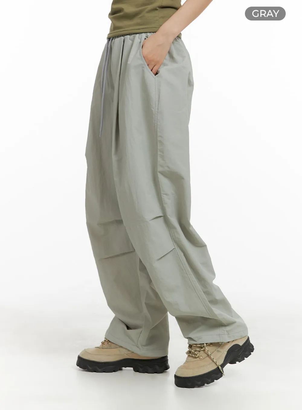 Unisex Classic Parachute Pants CM418