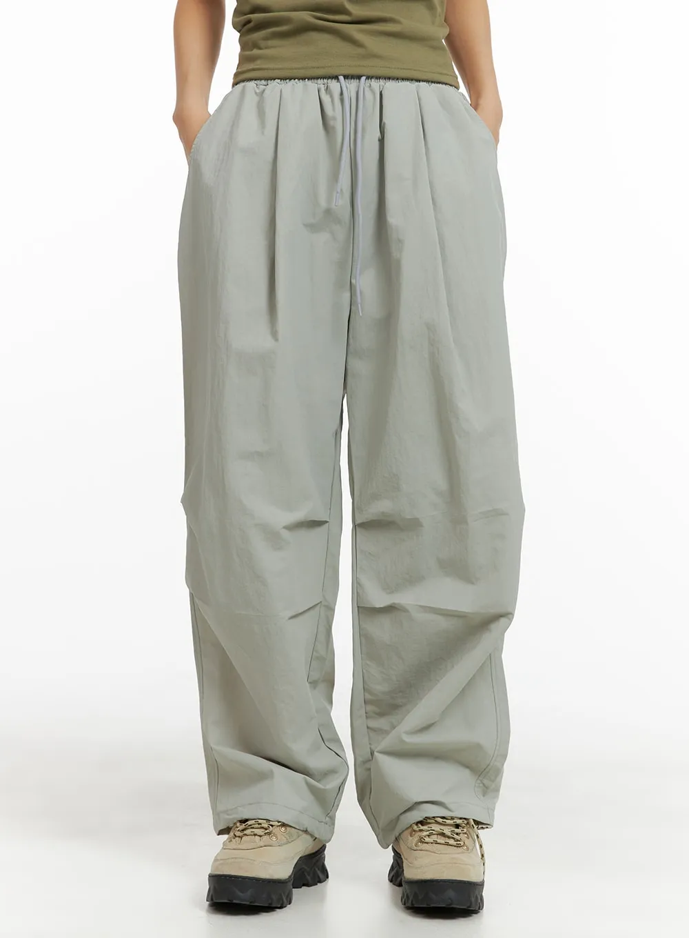 Unisex Classic Parachute Pants CM418