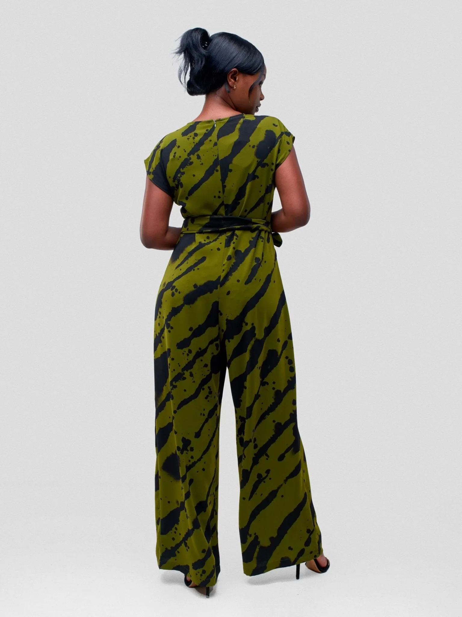 Vivo Ava Jumpsuit - Black / Olive Mistari Diagonal Print